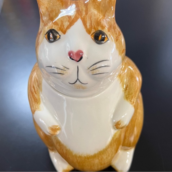 N. S. Gustin Co. Hand Decorated Tabby Cat Cookie Jar Hand Decorated Made U.S.A. - Picture 11 of 12